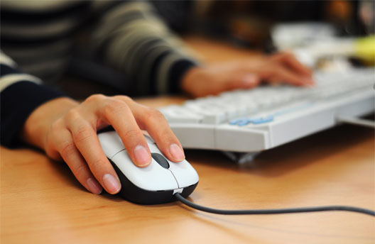 Pragmatic Experts Logo